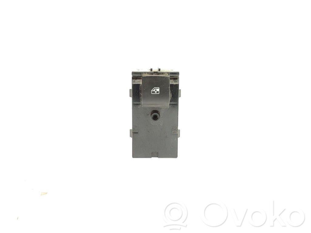 Electric window control switch   13408452