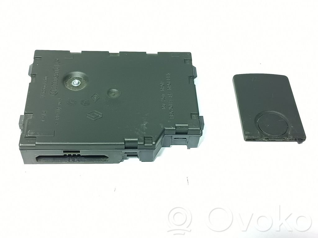 Renault Clio IV Ignition key card reader 