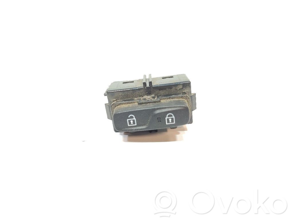 Botón interruptor de bloqueo de puertas   31318989,11W453