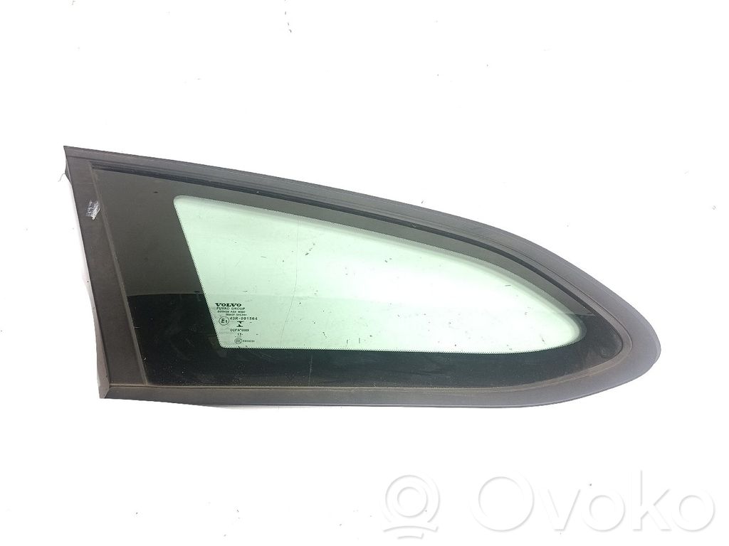 Volvo V60 Szyba karoseryjna tylna 