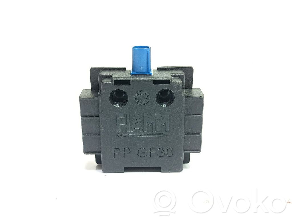 Antenos stiprintuvas   9666359980