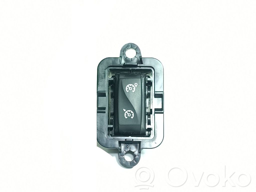 Cruise control switch   E30177