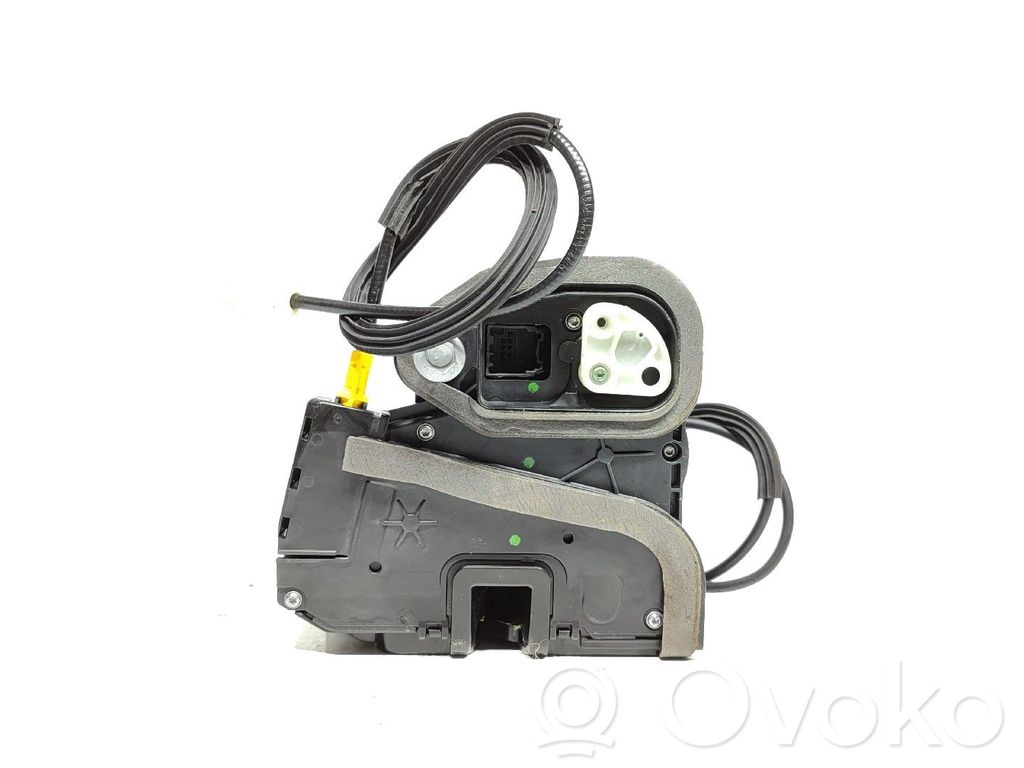 Opel Astra K Serratura portiera anteriore 