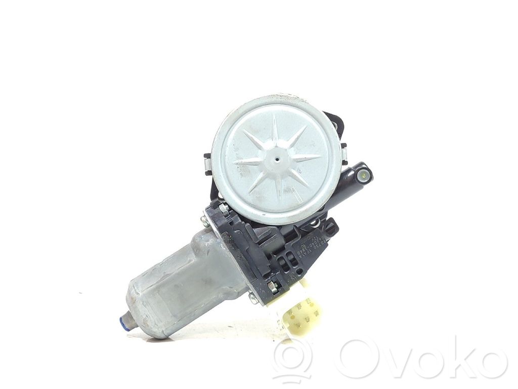 Nissan Micra K14 Motor del regulador de la ventanilla de la puerta delantera