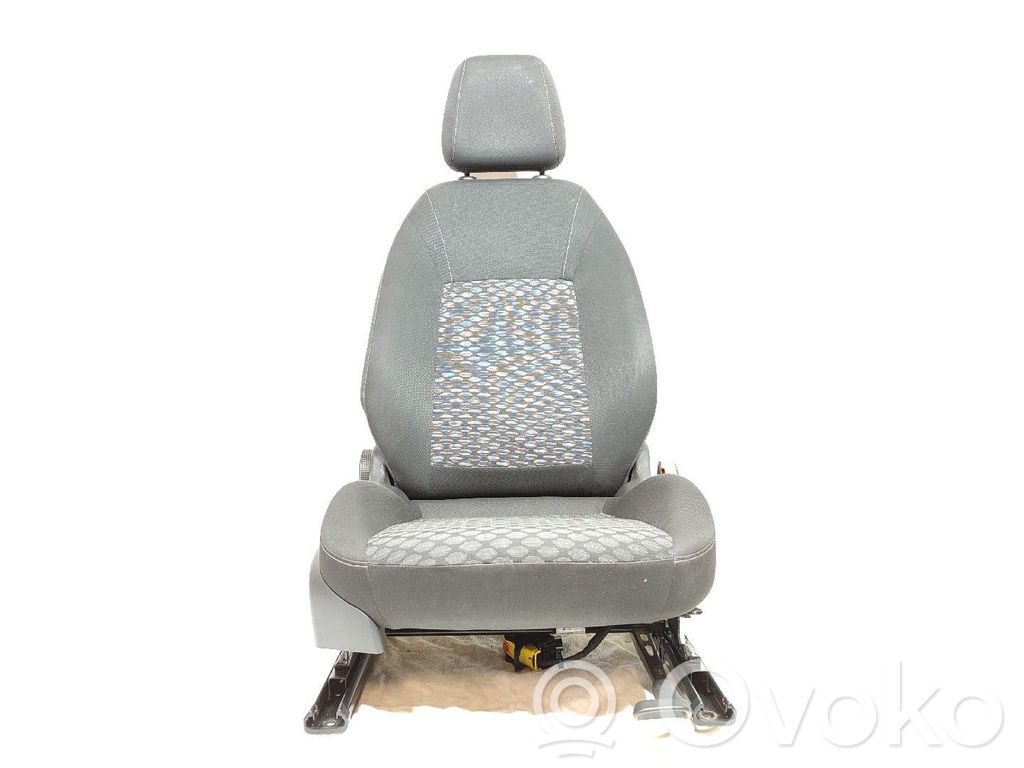 Opel Astra K Kuljettajan istuin 