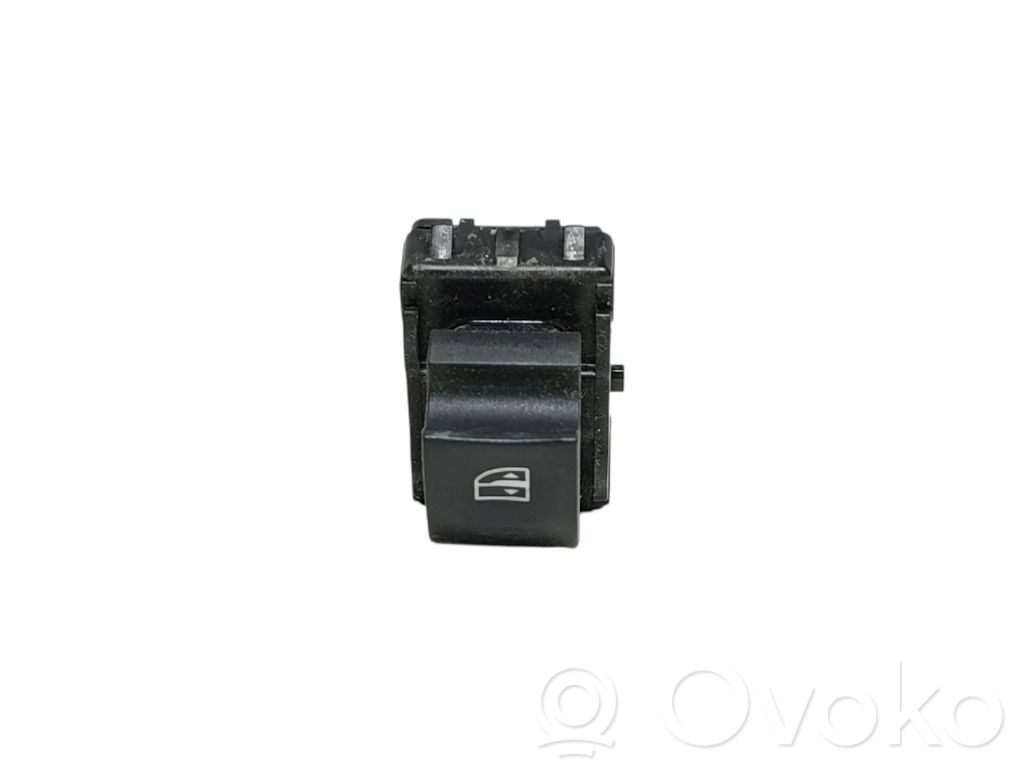 Electric window control switch   809600018R,FRNETEDIREITA
