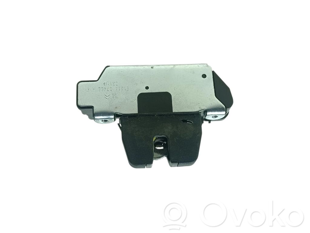Aizmugurējā pārsega slēdzene (ārpusē)   9151487499H