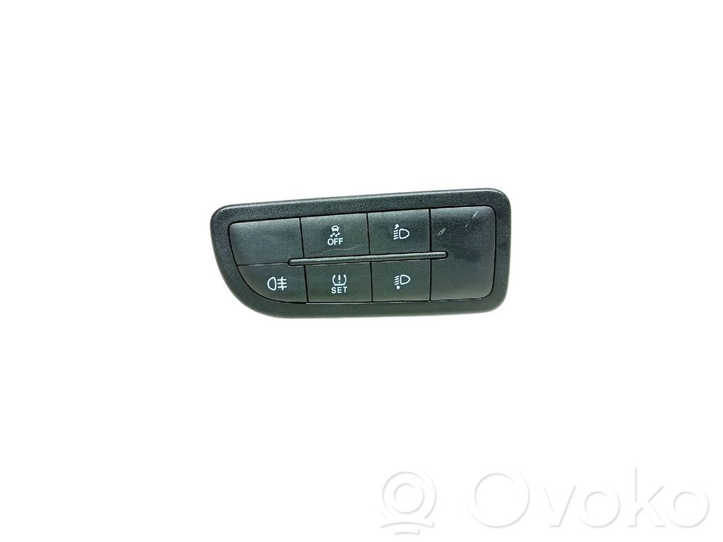 Light switch   0735630749,DEFEITO