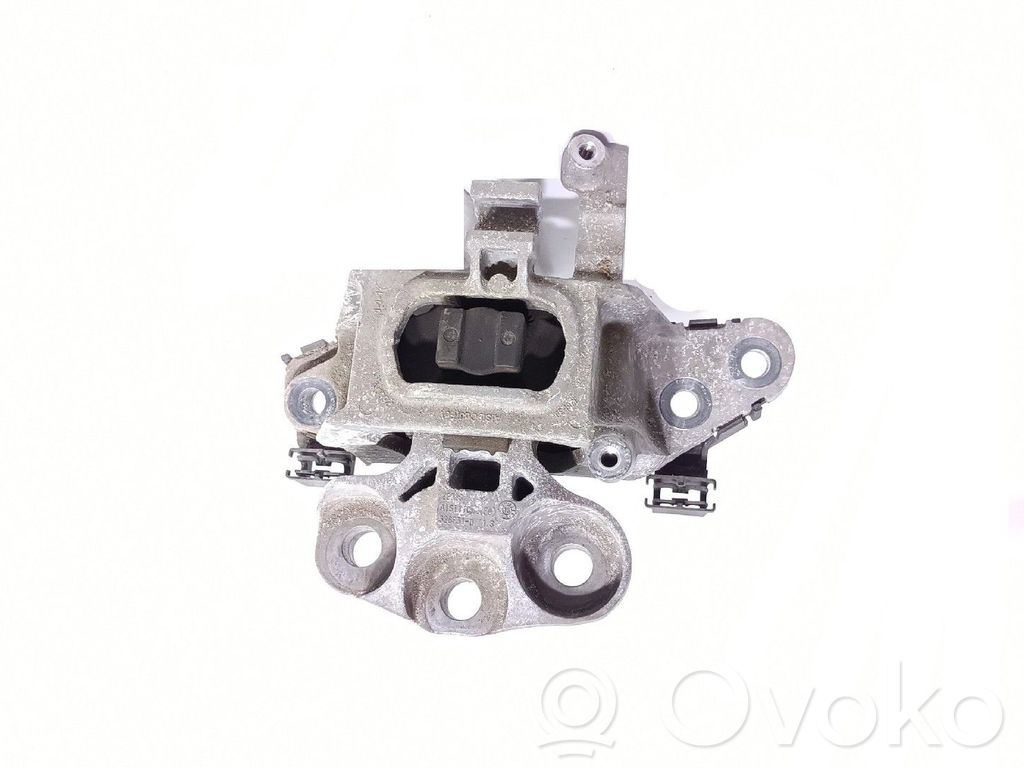 Opel Astra K Engine mount bracket 