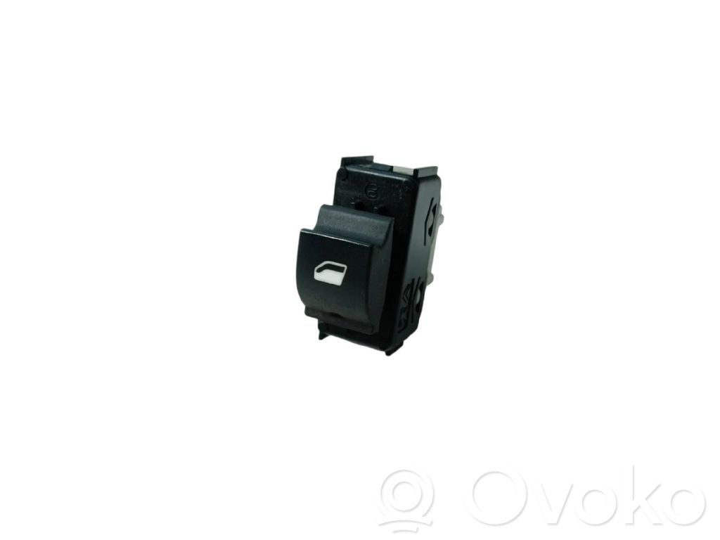 Peugeot 2008 I Interruptor del elevalunas eléctrico
