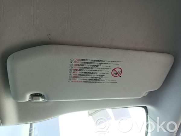 Peugeot 2008 I Skydelis nuo saulės 