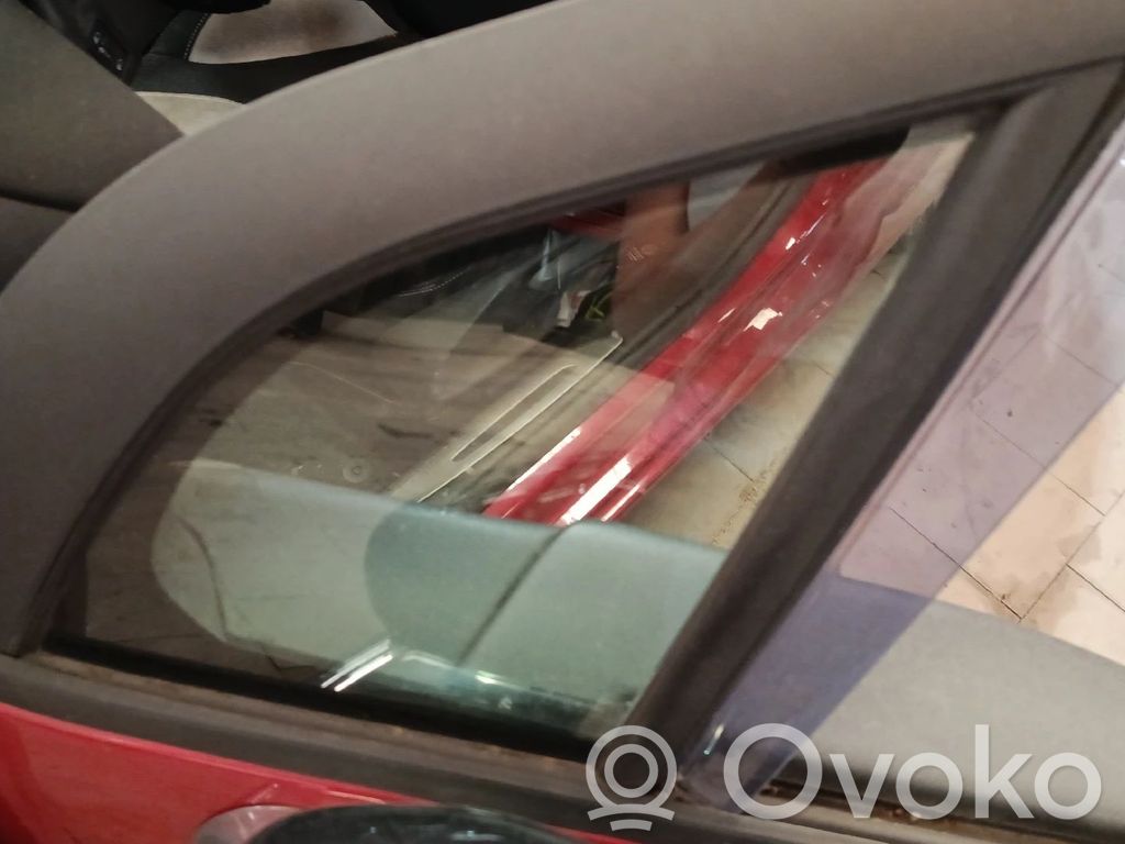 Citroen DS3 Geam triunghi față