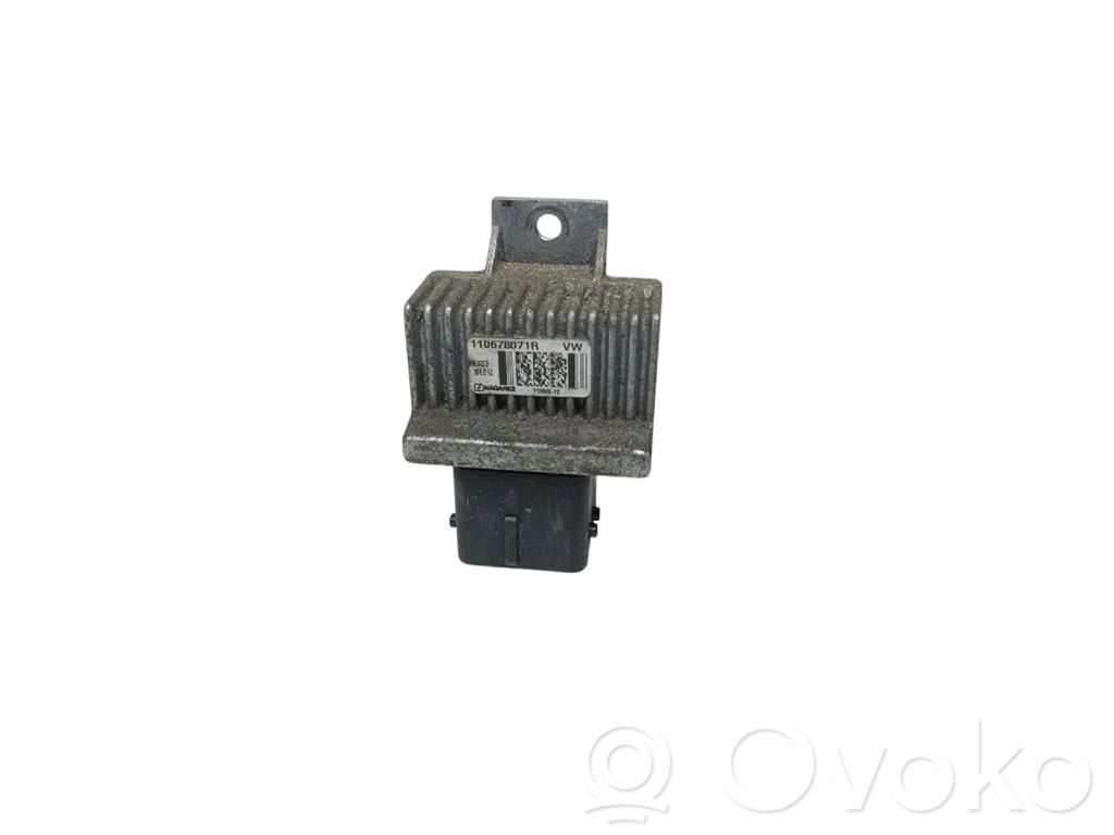 Multifunctional control switch/knob   11067807R