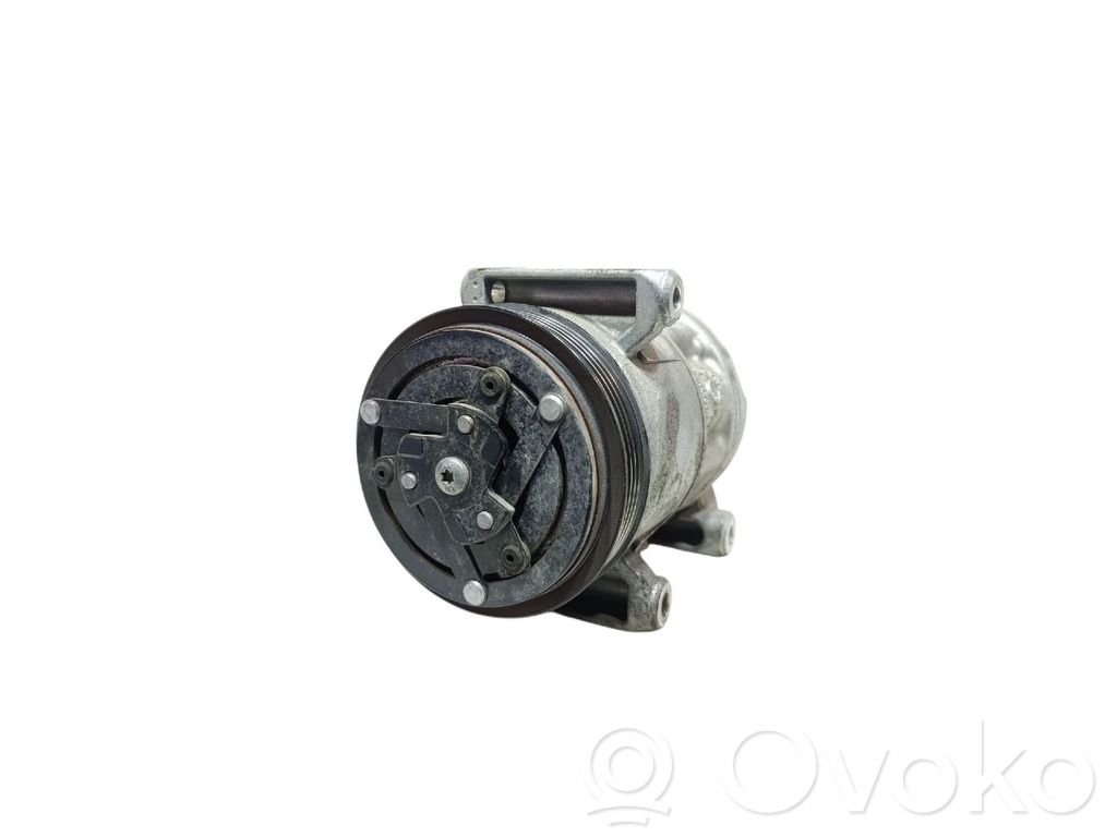 Ilmastointilaitteen kompressorin pumppu (A/C)   51986965,12158093230C,MOPAR