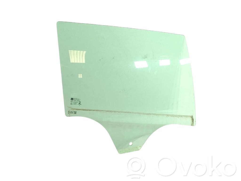 Opel Astra K Rear door window glass 