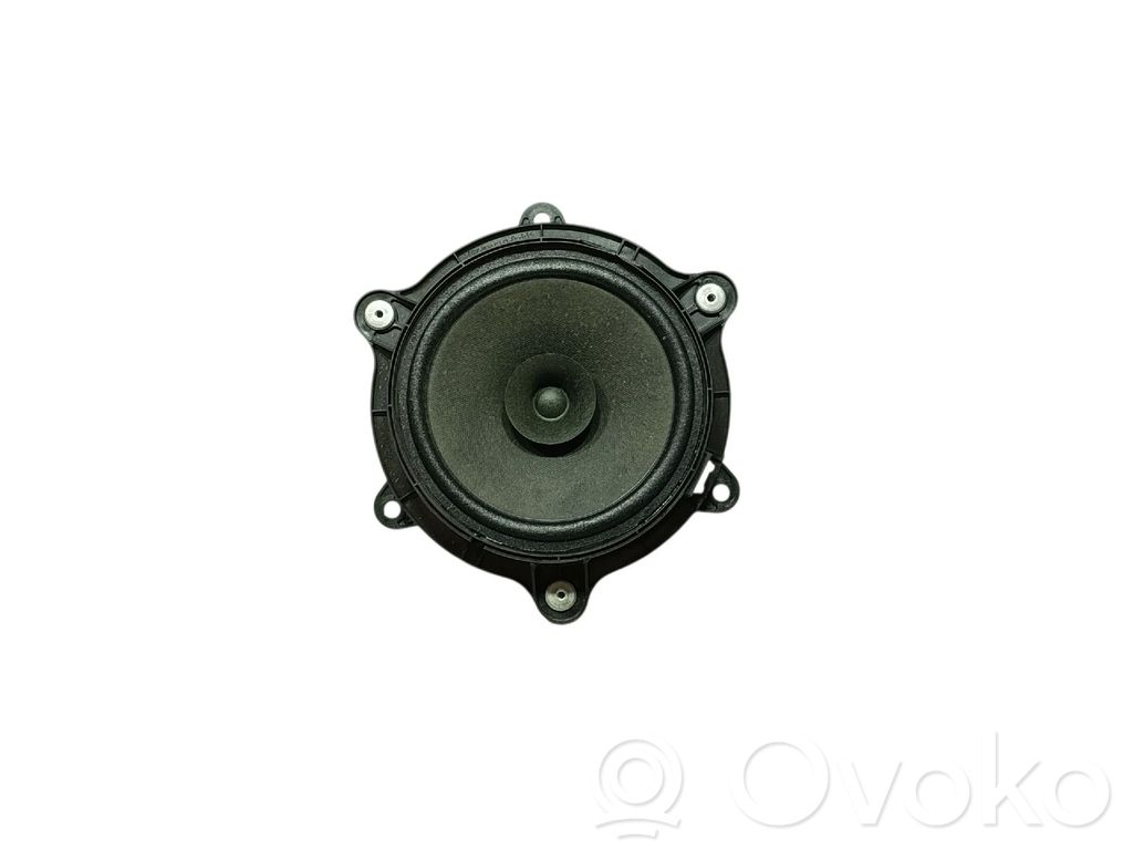 Renault Captur Panel speaker 