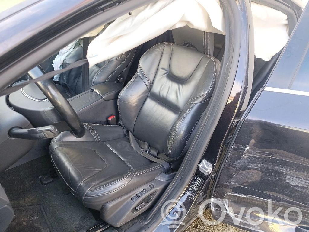 Volvo V60 Seat set 