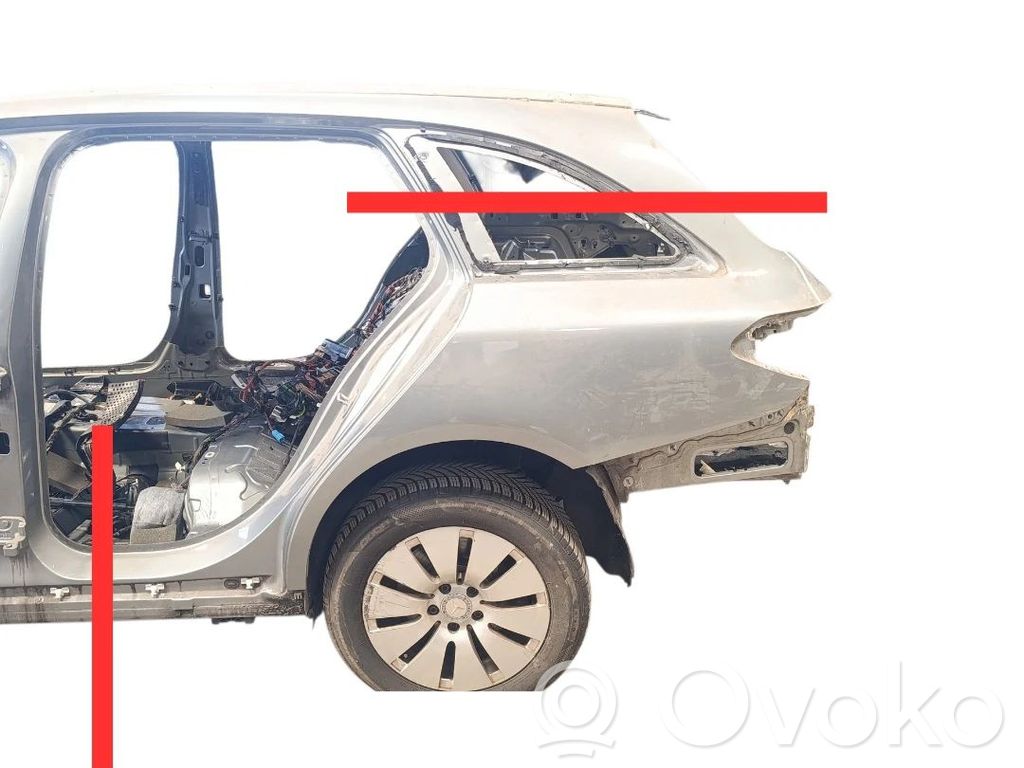 Mercedes-Benz C W205 Panou aripă spate 