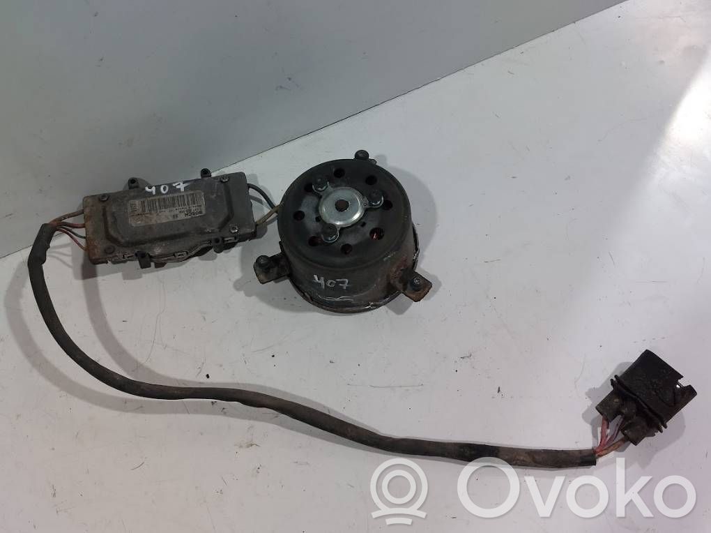Audi A6 S6 C6 4F Jäähdytyspuhaltimen rele 
