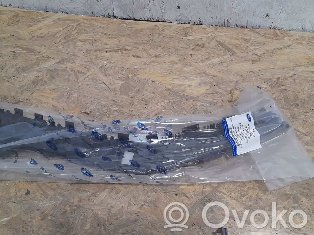 Ford Focus Rear bumper mounting bracket 