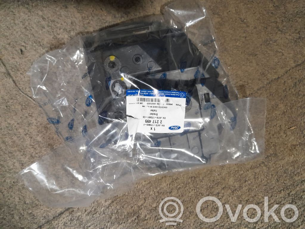 Ford Focus Rear bumper mounting bracket 
