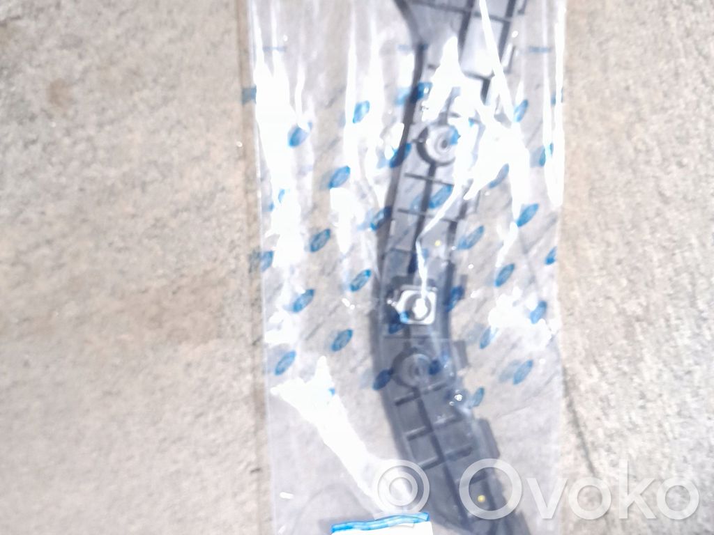 Ford Focus Rear bumper mounting bracket 