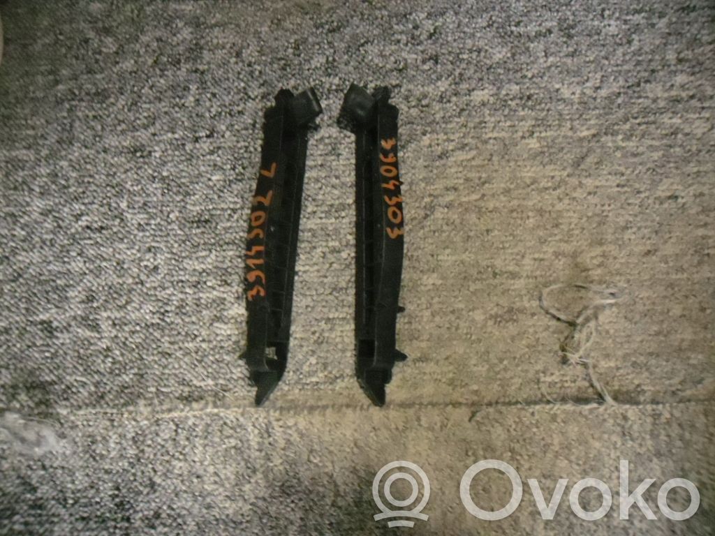 Opel Corsa E Front bumper mounting bracket 
