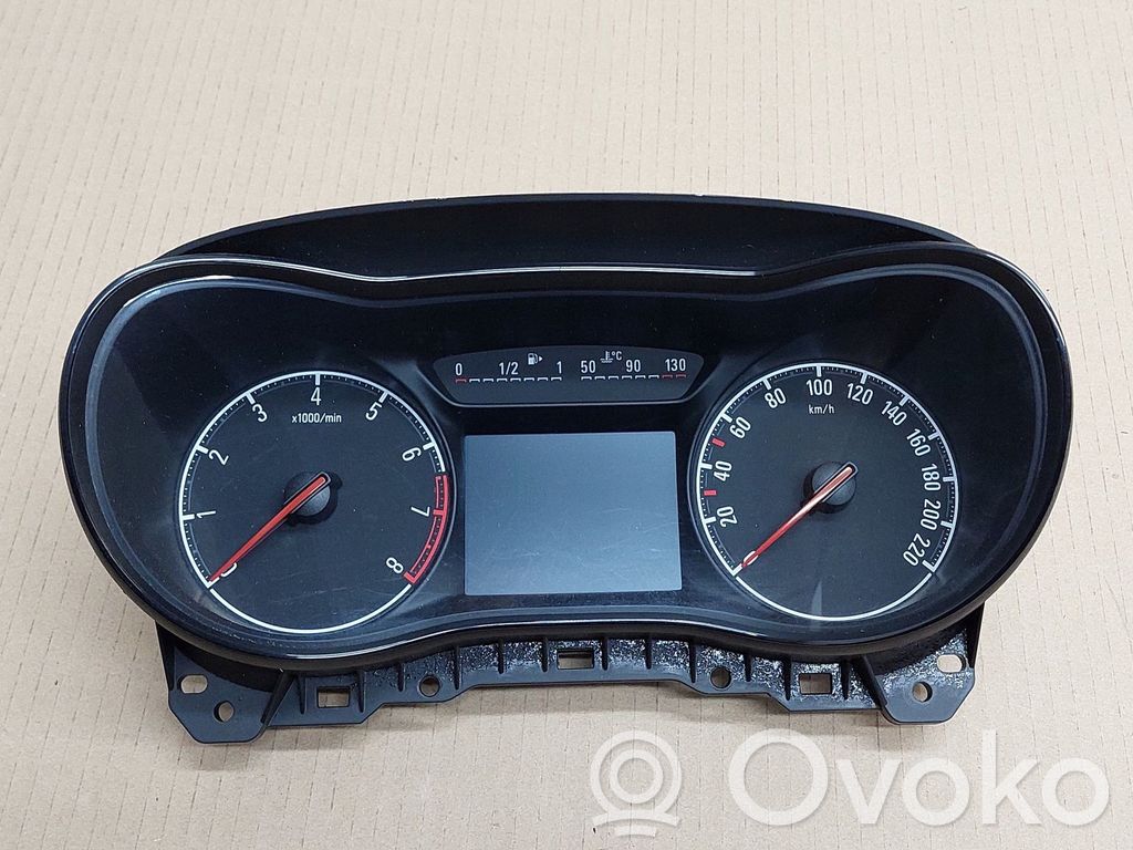 Opel Corsa E Speedometer (instrument cluster) 