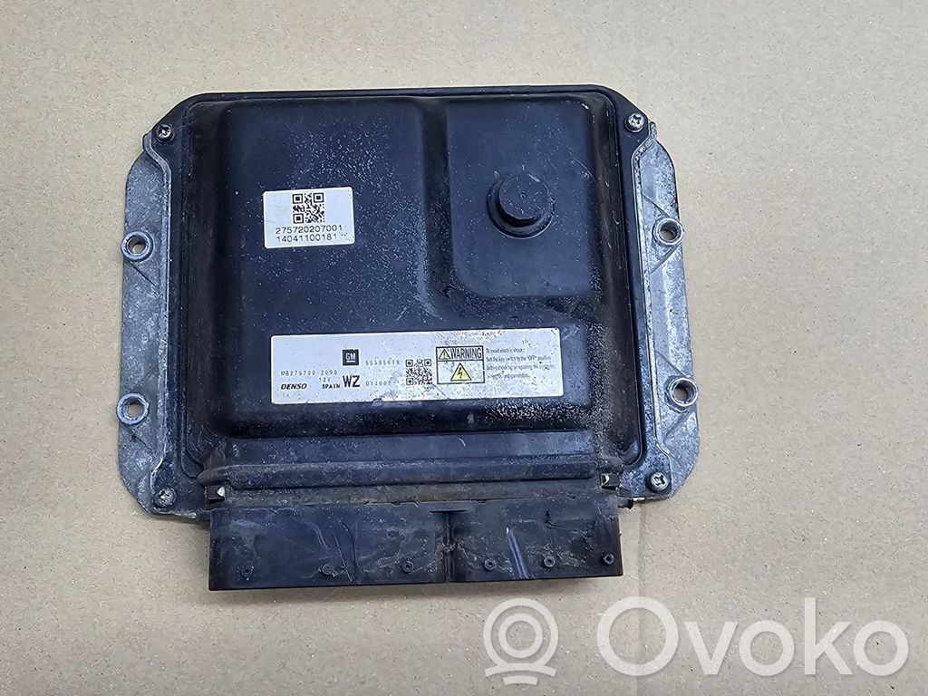 Opel Zafira B Engine control unit/module 