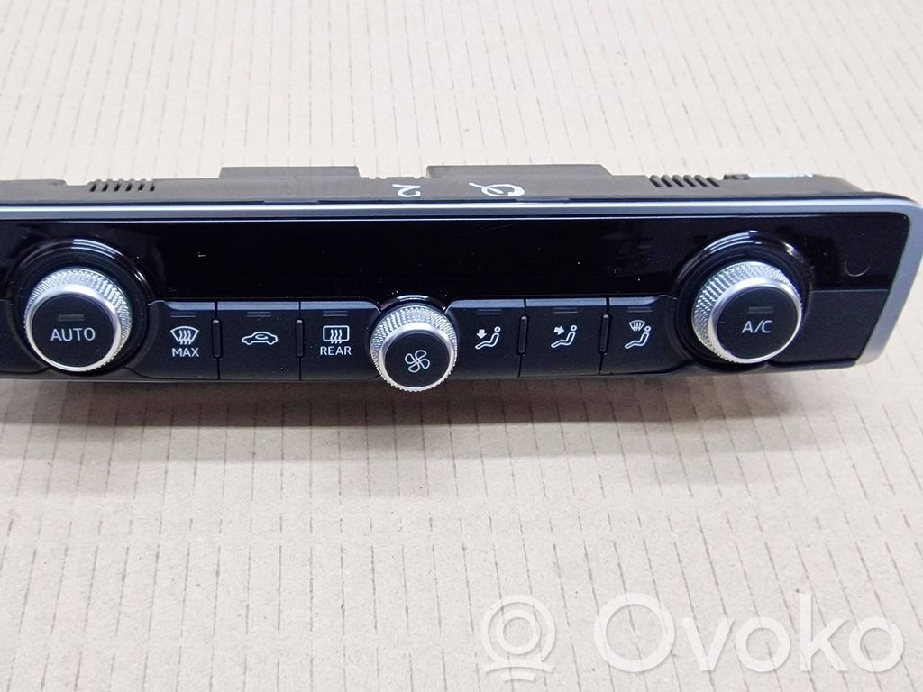 Audi Q2 - Climate control unit 