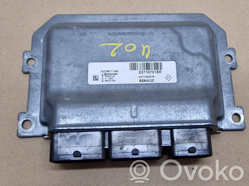 Dacia Sandero II Engine control unit/module 