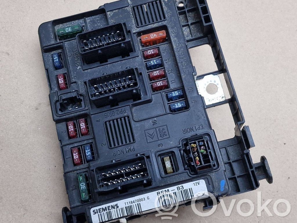 Citroen C3 Fuse module 