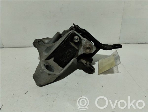 Mazda 2 Engine mount bracket 