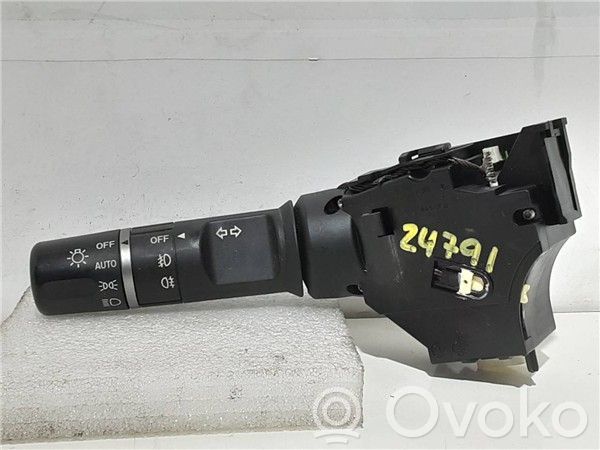 Light switch   DF7566122