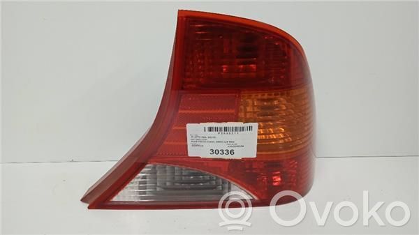 Ford Focus Takavalon polttimo 