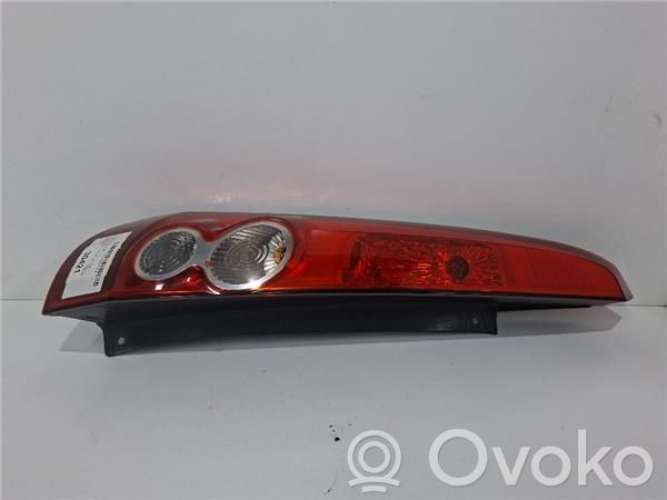 Ford Fiesta Takavalon polttimo 
