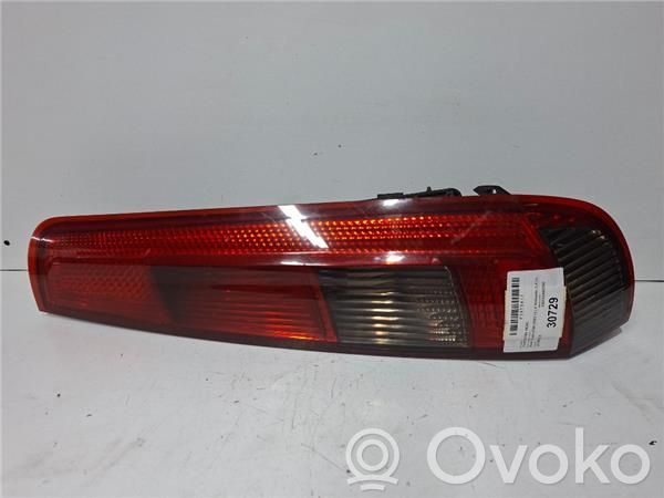 Ford Fiesta Takavalon polttimo 
