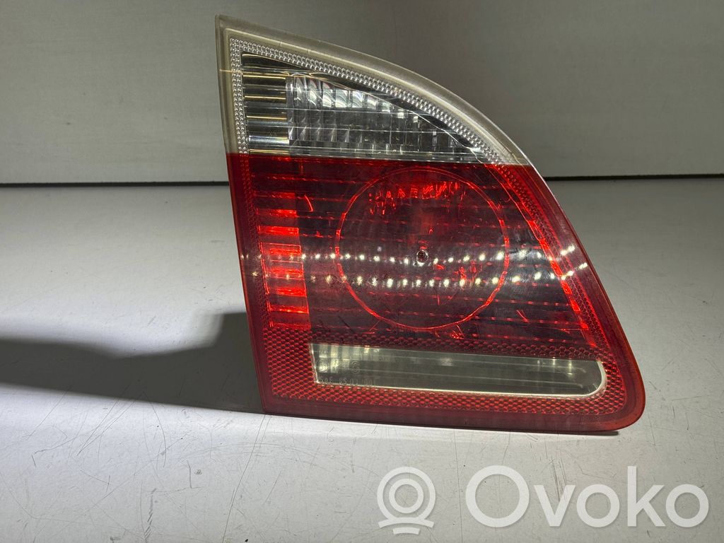 Tailgate rear/tail lights   6935325