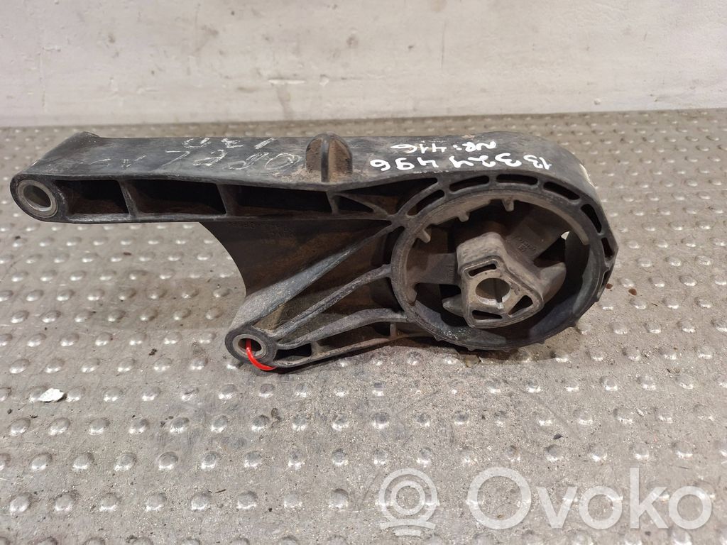 Engine mounting bracket   S25056416,13324496