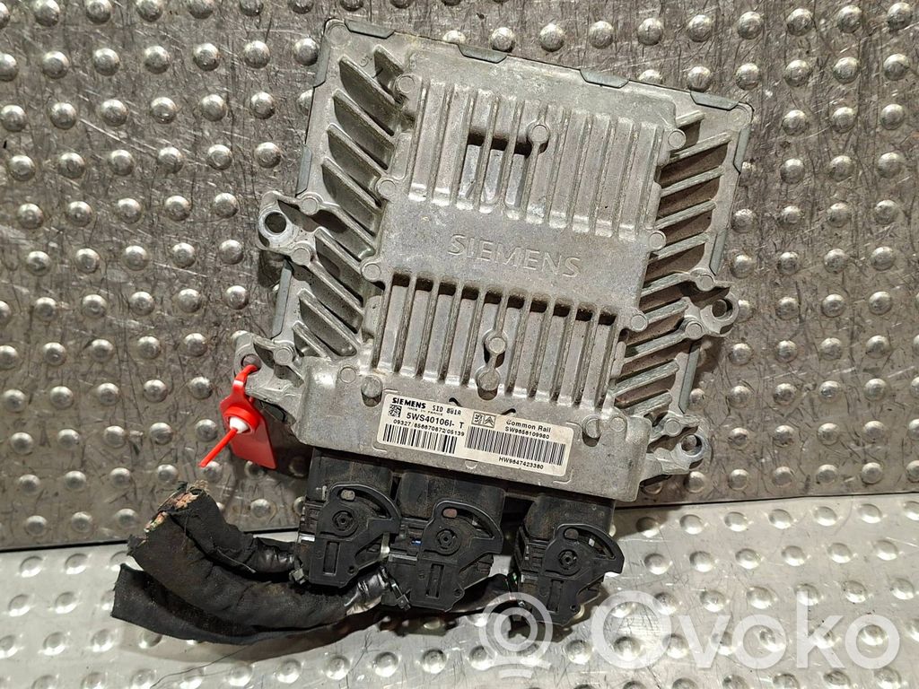 Citroen Xsara Picasso Engine control unit/module 