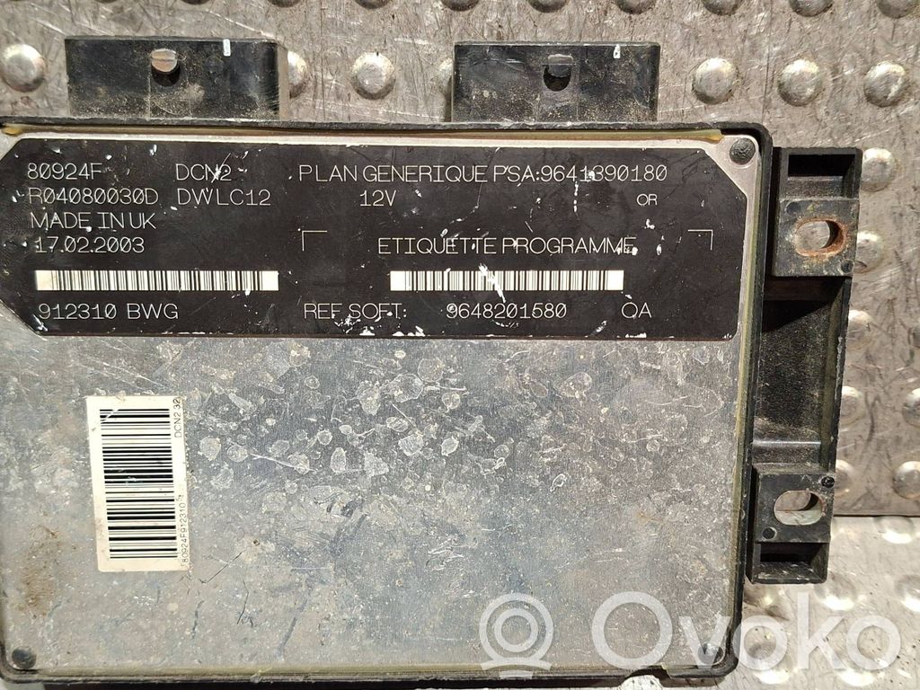 Peugeot 206 Engine control unit/module 