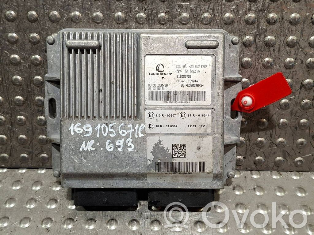 Dacia Duster II Engine control unit/module 