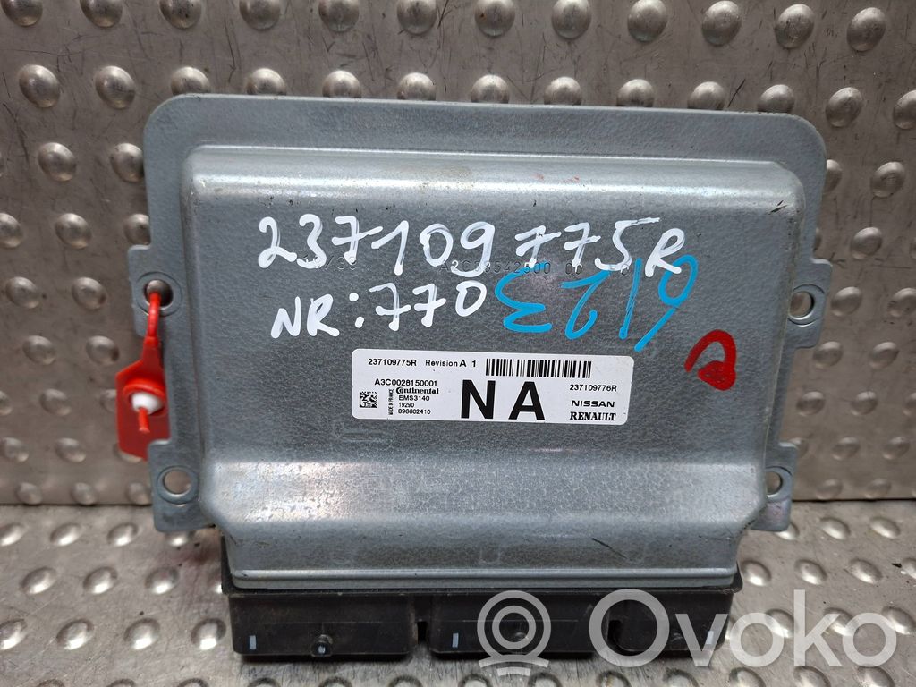 Renault Clio IV Engine control unit/module 