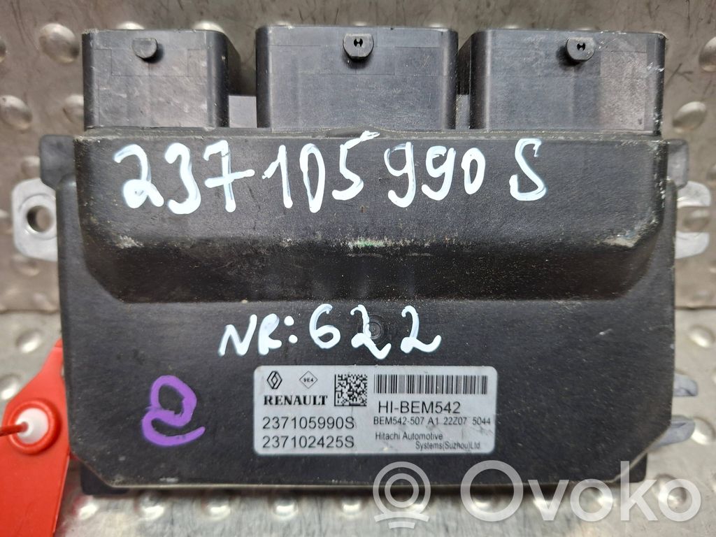 Renault Clio V Engine control unit/module 