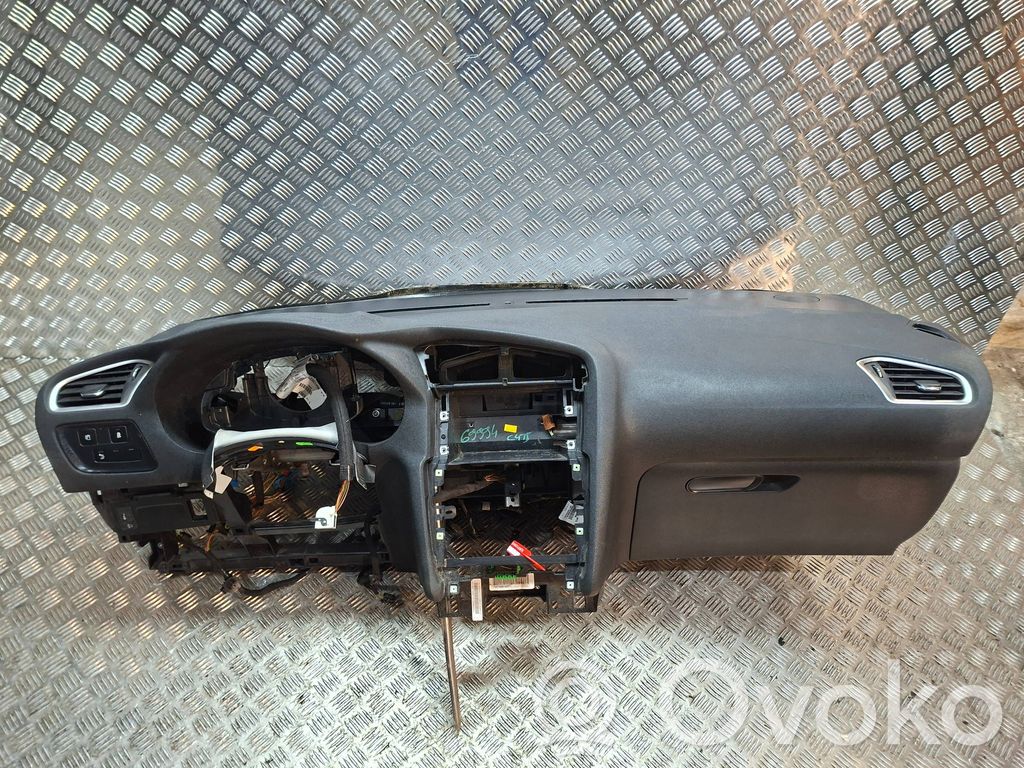 Citroen C4 II Dashboard 