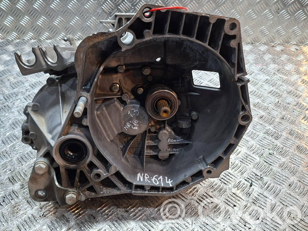 Fiat 500L Manual 5 speed gearbox 