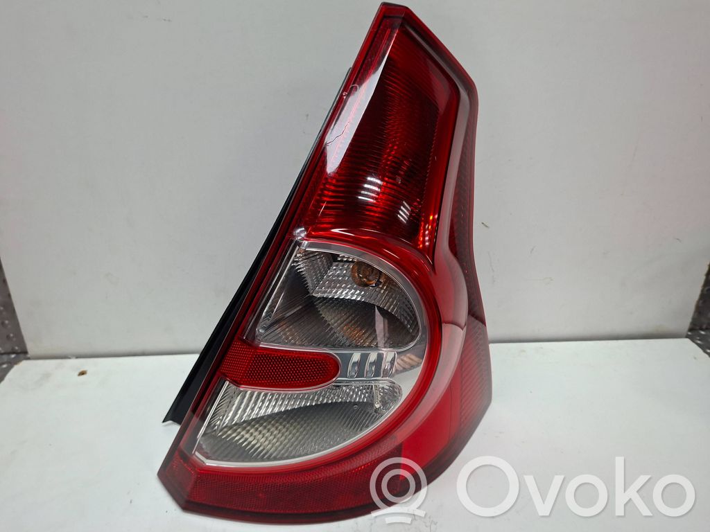 Renault Sandero I Luci posteriori 