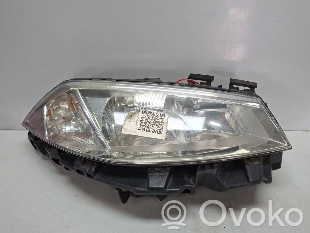 Renault Megane II Phare frontale 