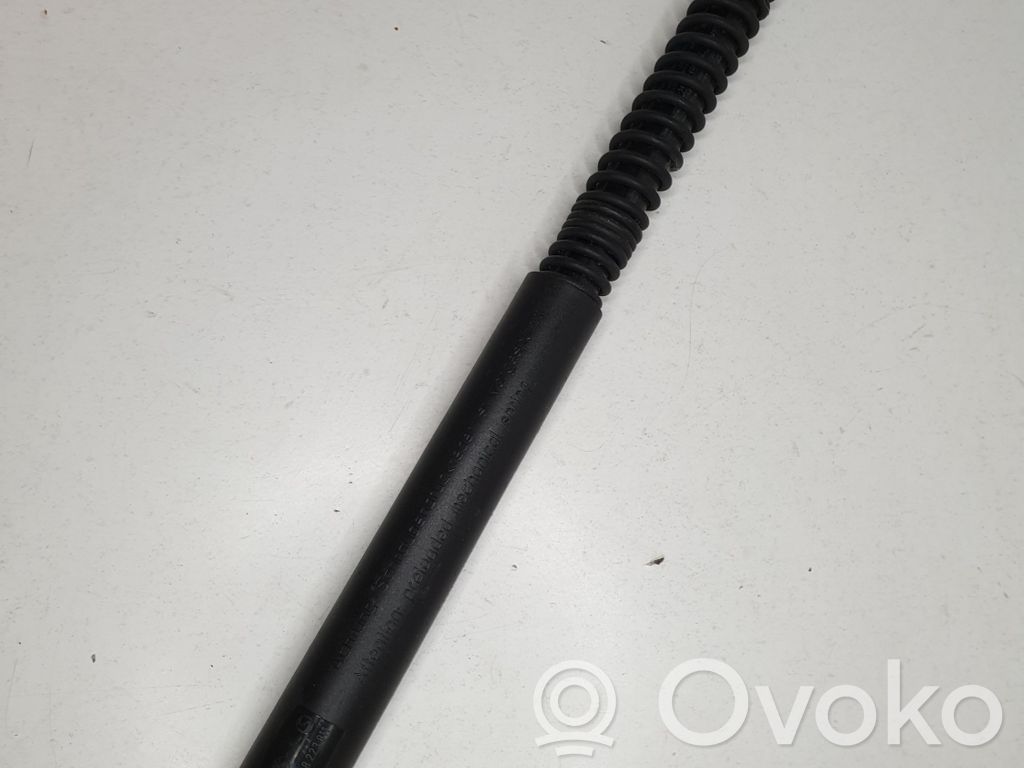 BMW 7 E65 E66 Tailgate/trunk strut/damper 
