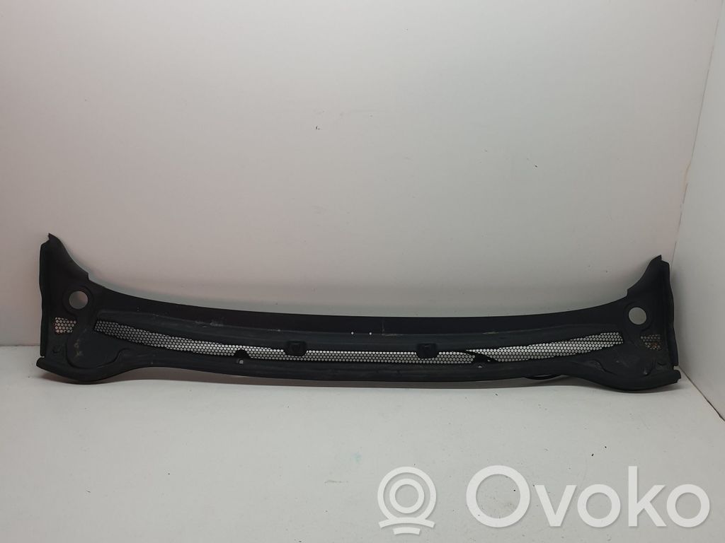Opel Astra J Wiper trim 